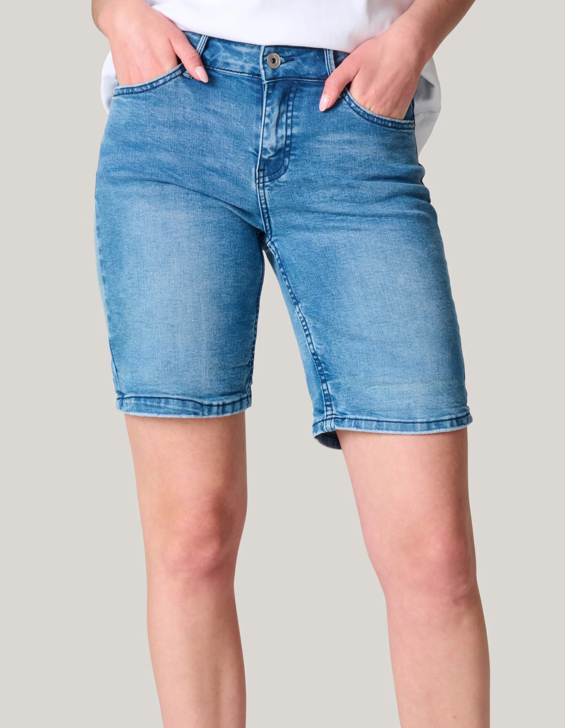Denim Short Mediumstone