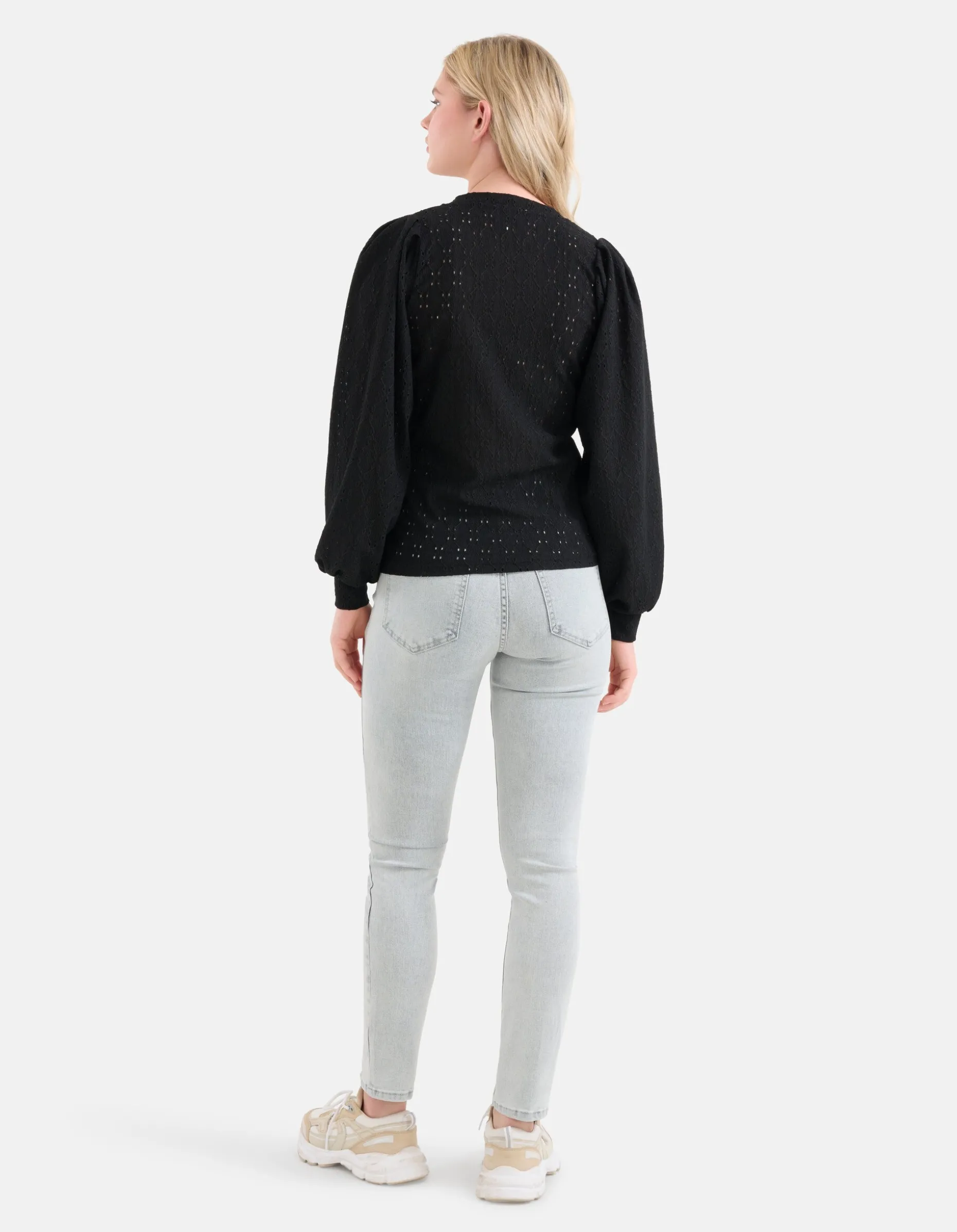 Embroidery Longsleeve Zwart