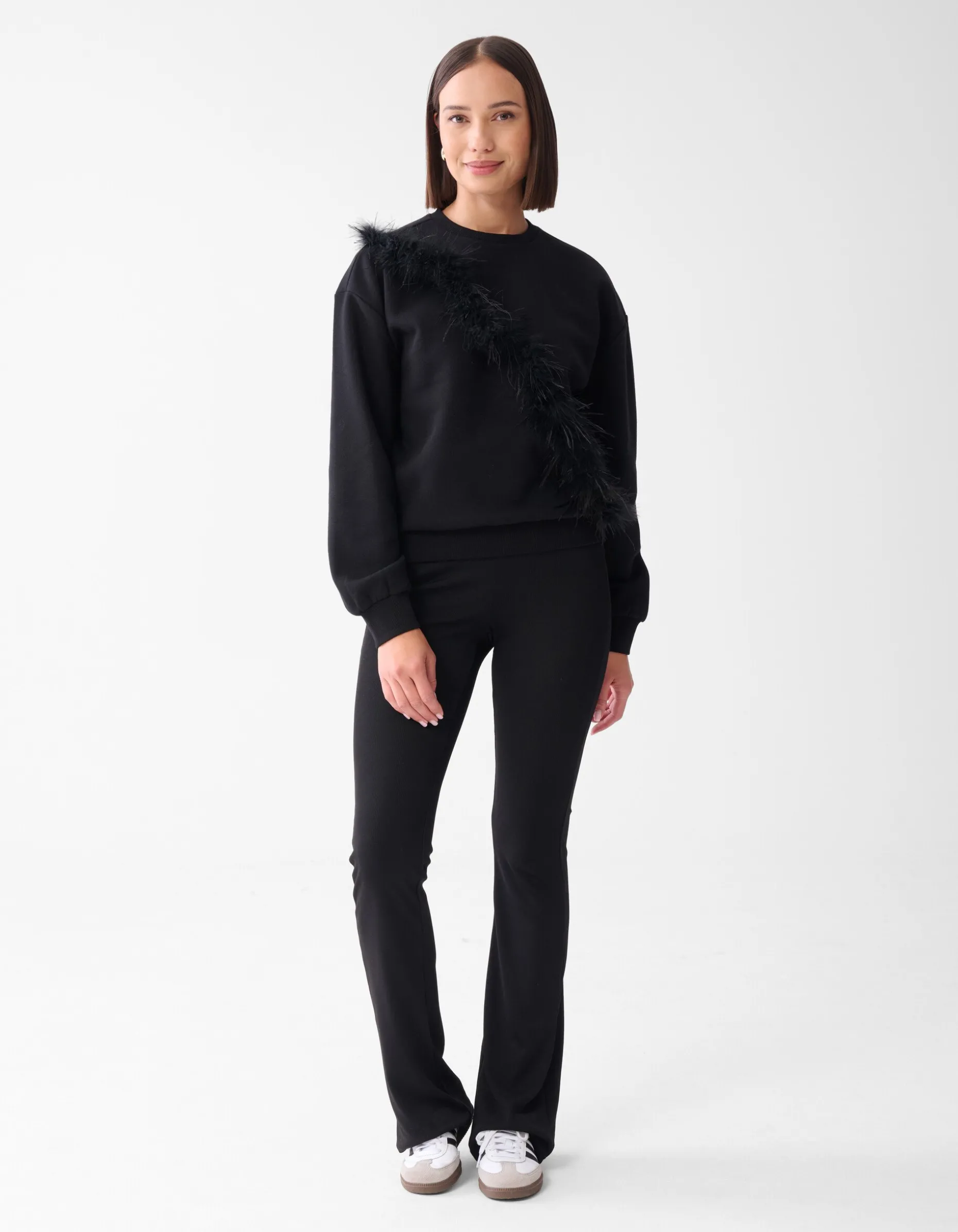 Feather Sweater Zwart