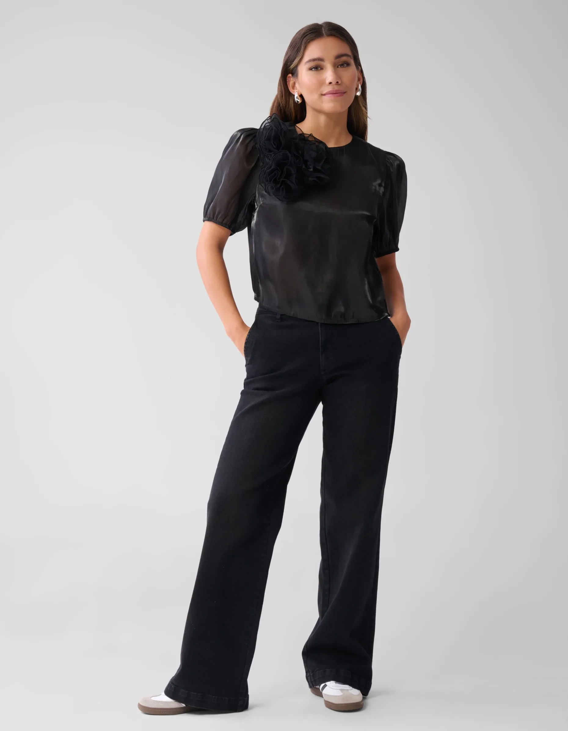 Flower Top Zwart