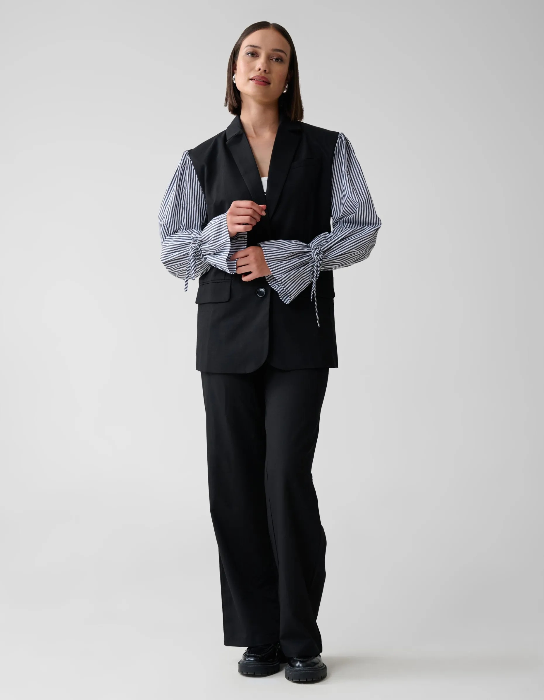 Poplin Sleeve Blazer Zwart