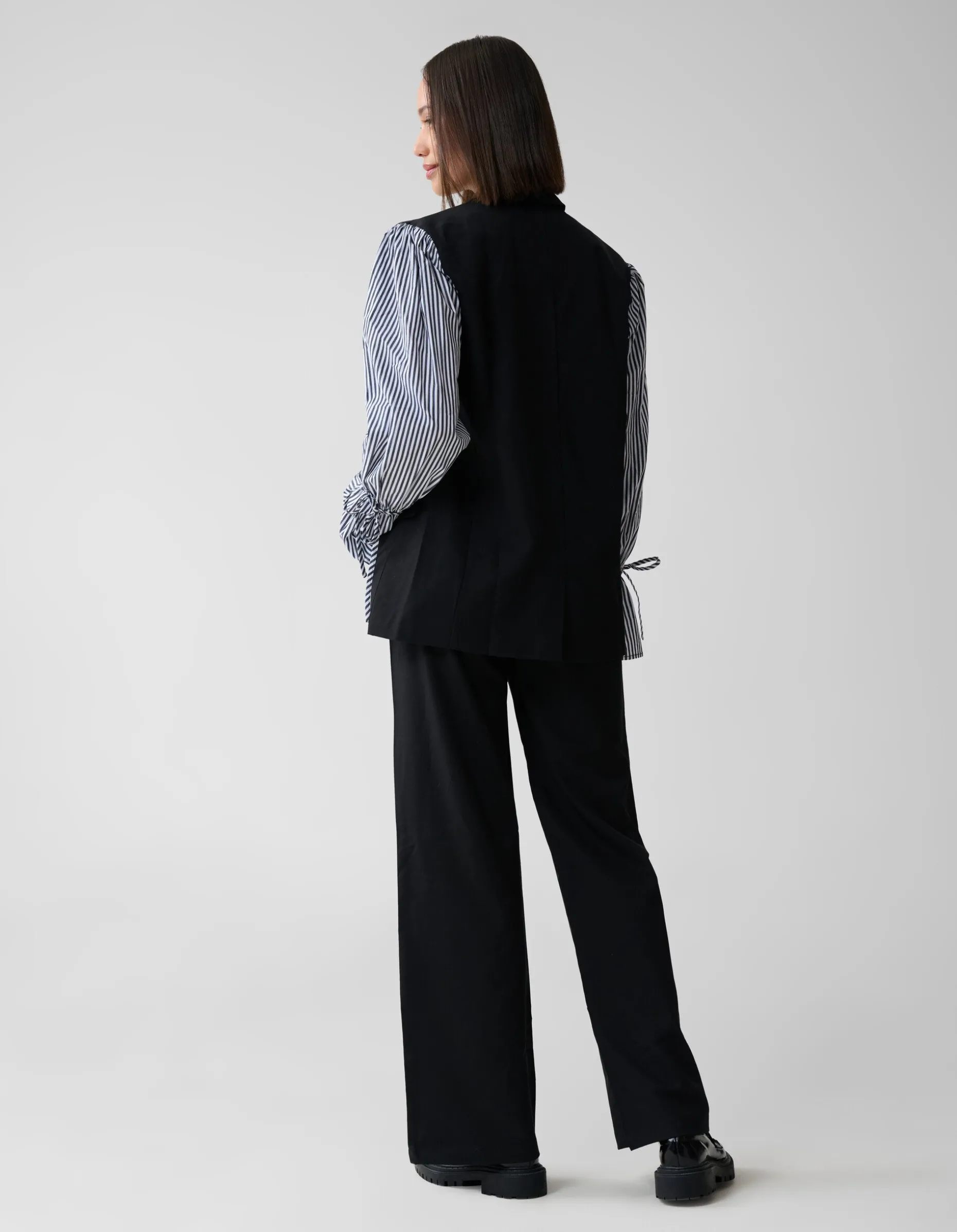 Poplin Sleeve Blazer Zwart