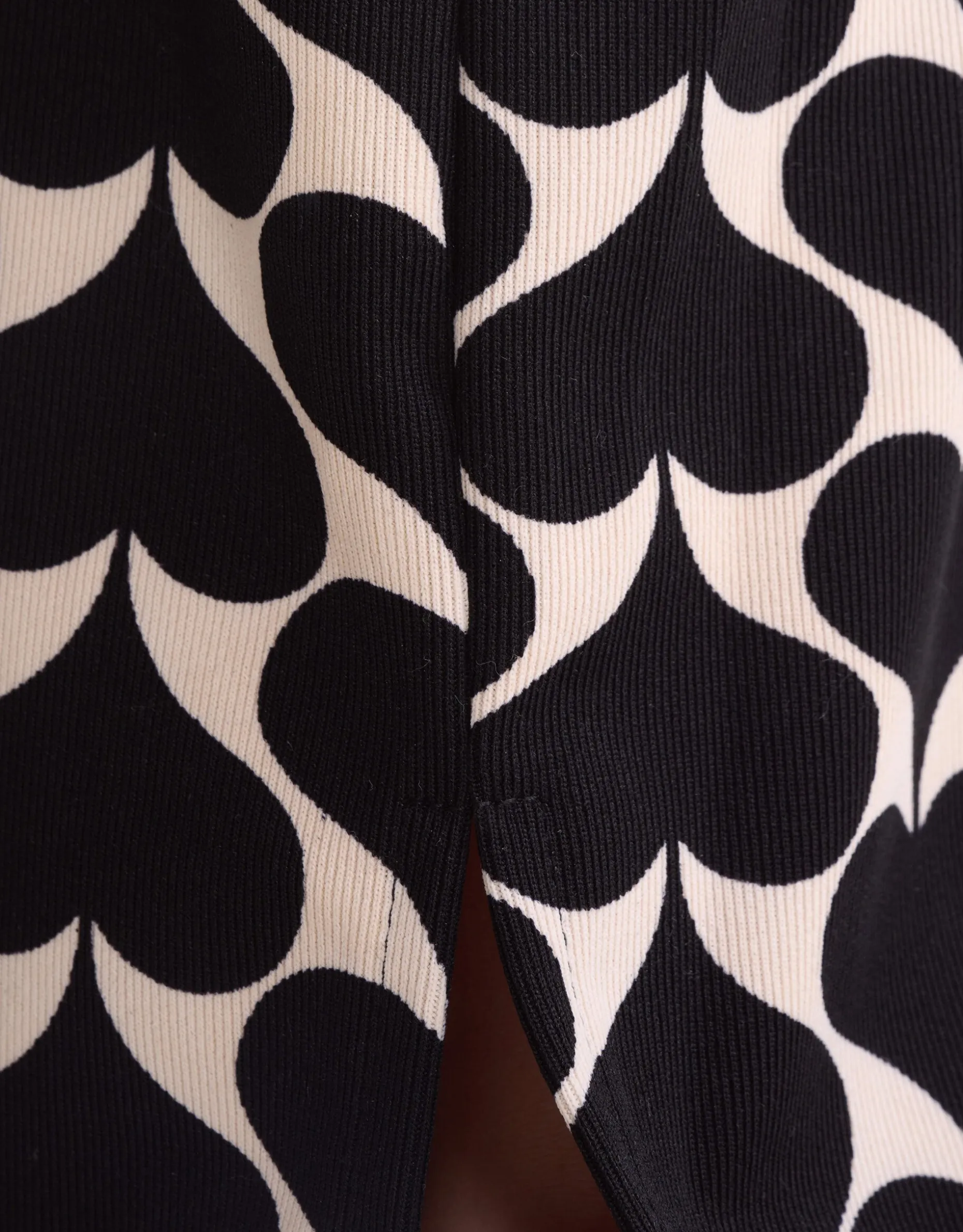 Printed Heart Split Flair Broek Zwart