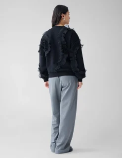 Ruffle Sweater Zwart