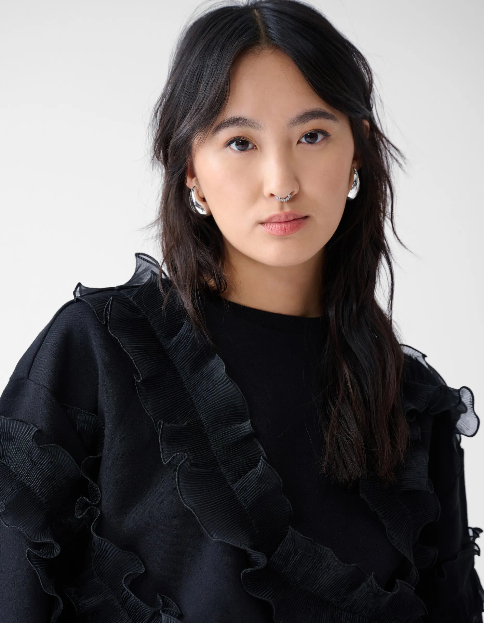 Ruffle Sweater Zwart
