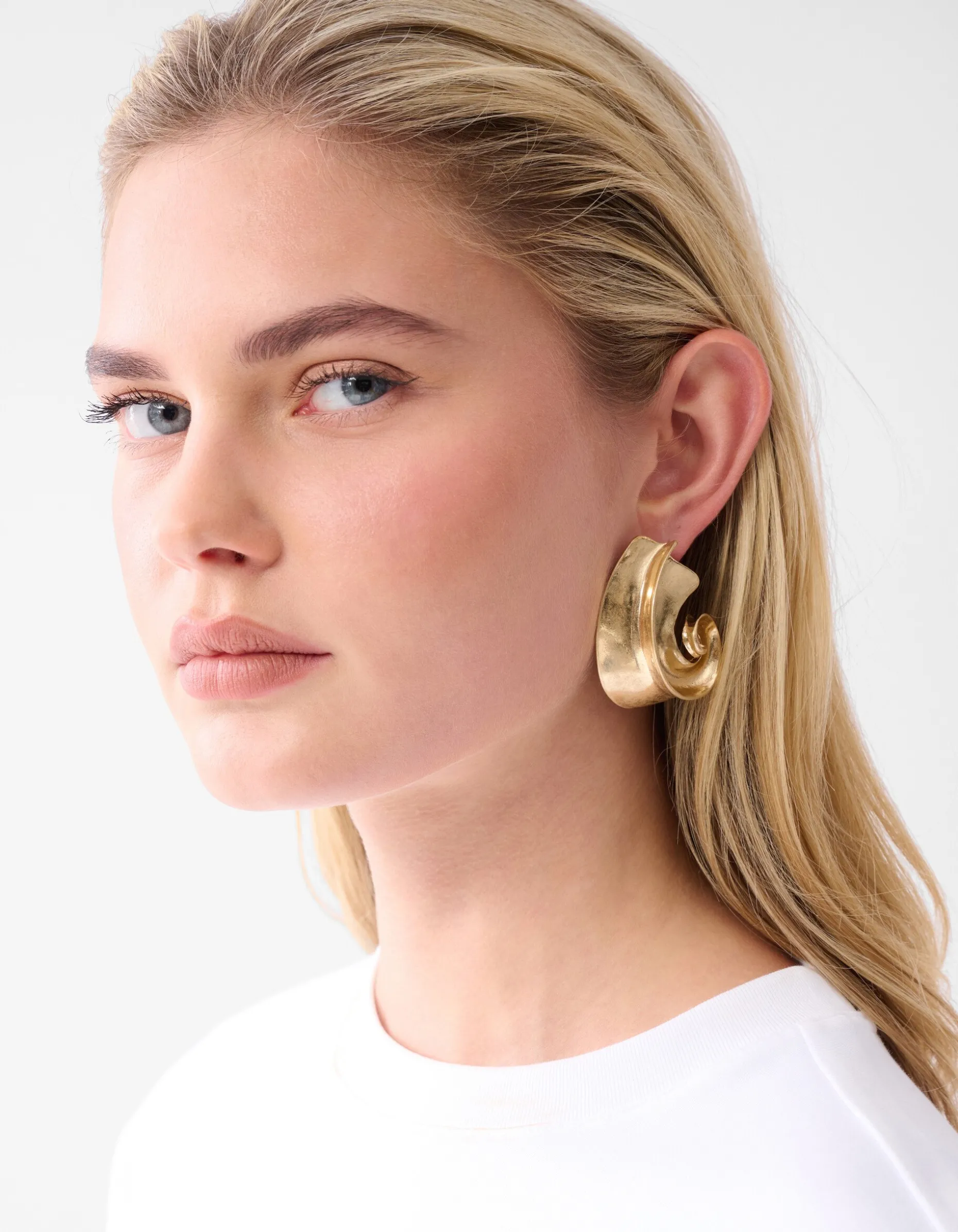Schelp Oorbel Goud