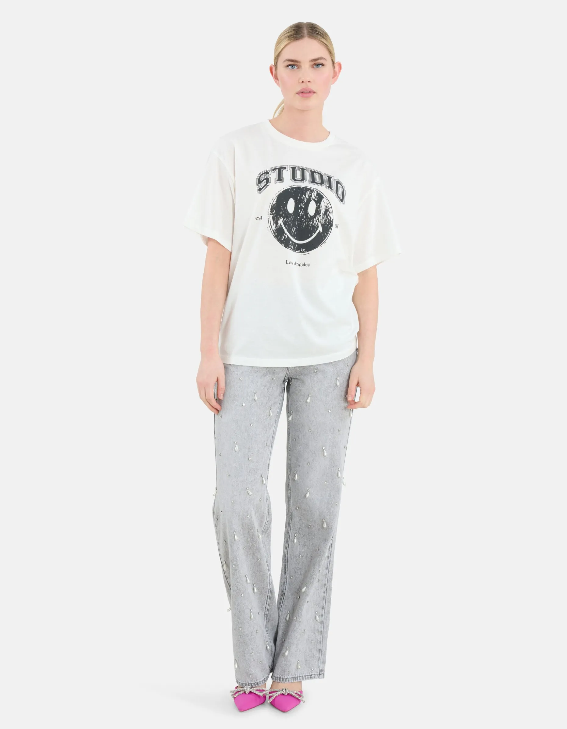 Smiley Artwork T-shirt Wit