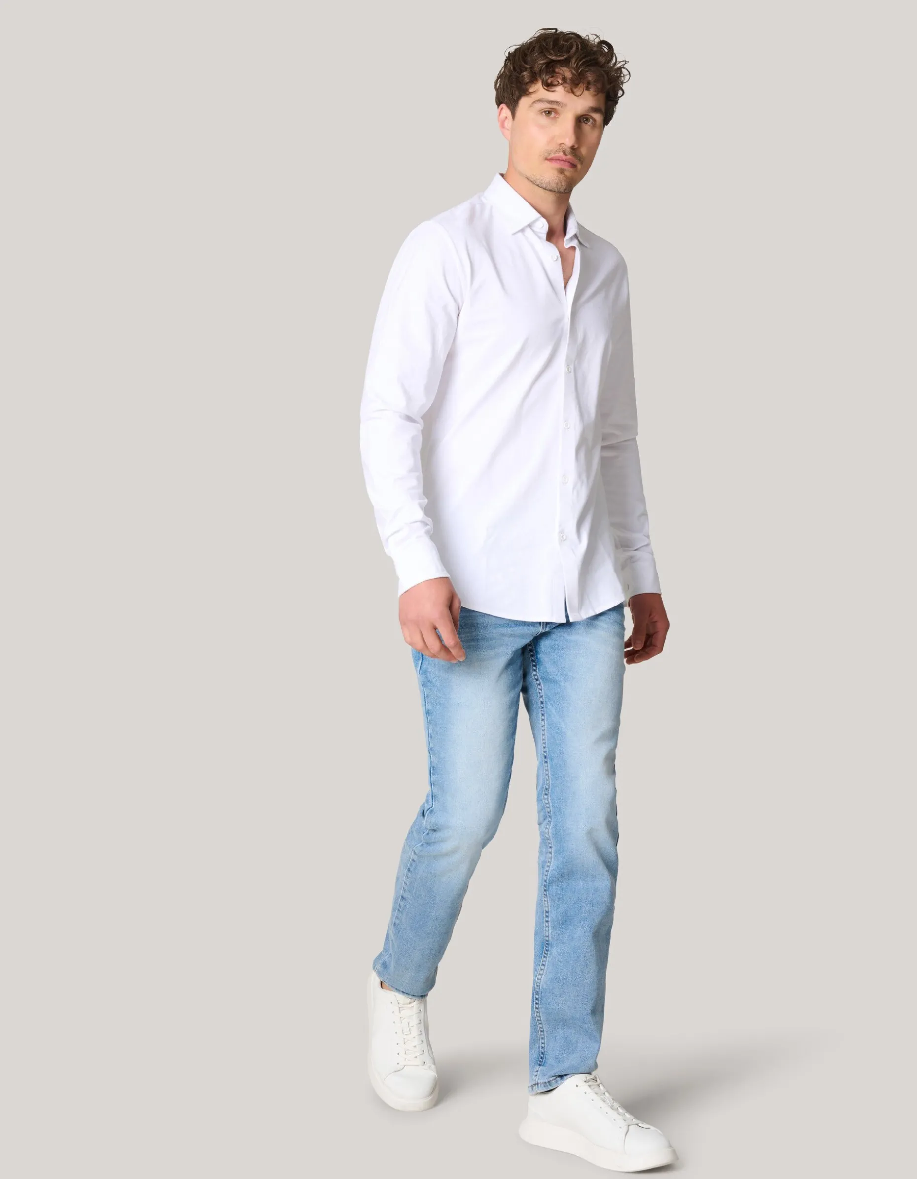Straight Fit Light Jeans Bleached L32