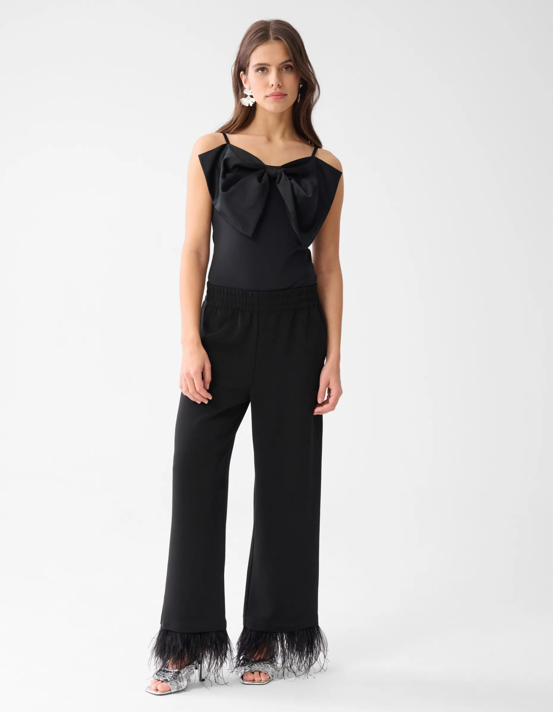 Strik Body Zwart By Lizzy