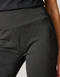 Structure Swirl Broek Zwart